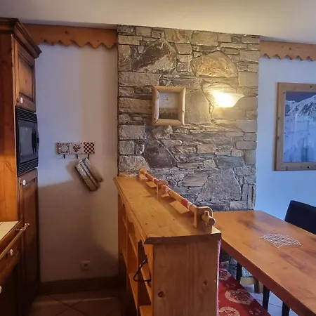 Travelski Premium - Les Hauts Bois * 拉普拉涅